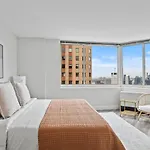 Manhattan Luxury Apartment 9
